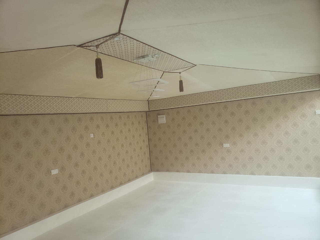 WhatsApp Image 2025-10-23 at 8.44.01 PM (2)